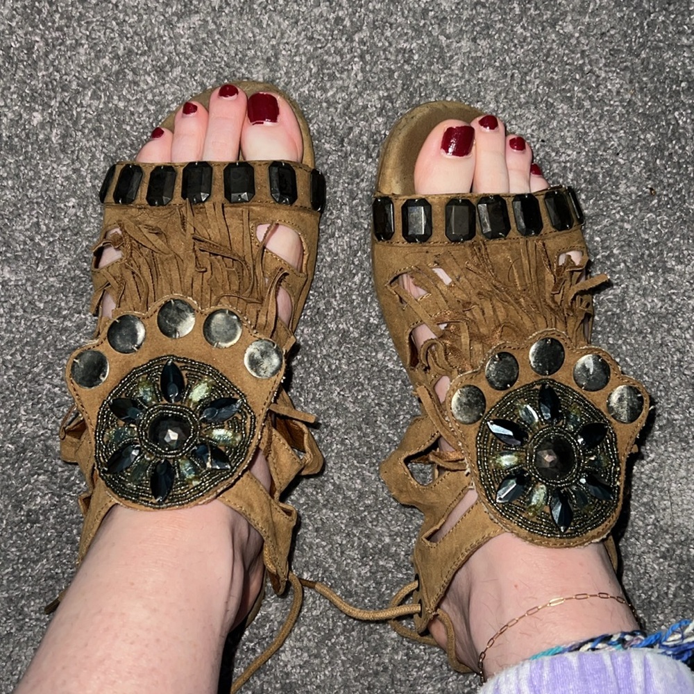 Aldo Fringe Gem tie back sandal sz 9